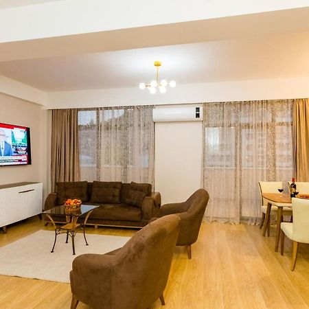 Central Comfort Place L Tbilisi Eksteriør bilde