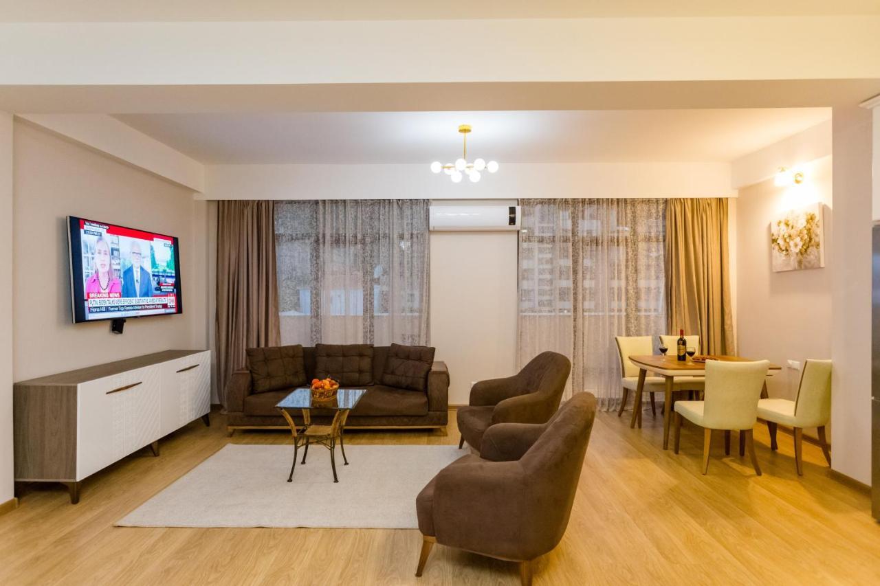 Central Comfort Place L Tbilisi Eksteriør bilde
