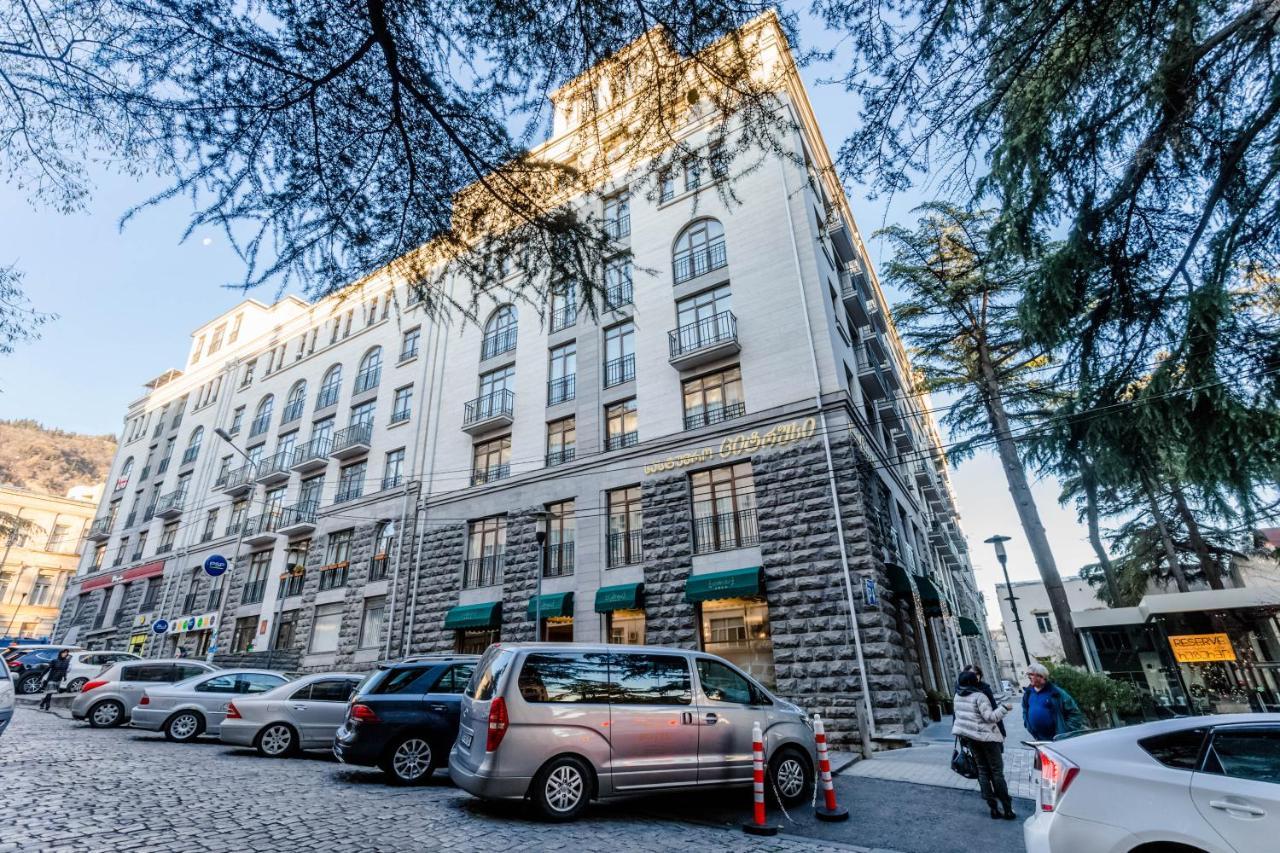Central Comfort Place L Tbilisi Eksteriør bilde