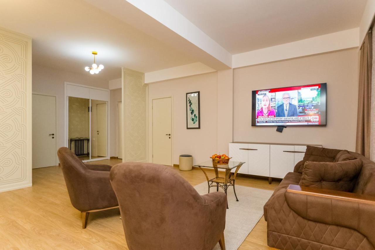 Central Comfort Place L Tbilisi Eksteriør bilde